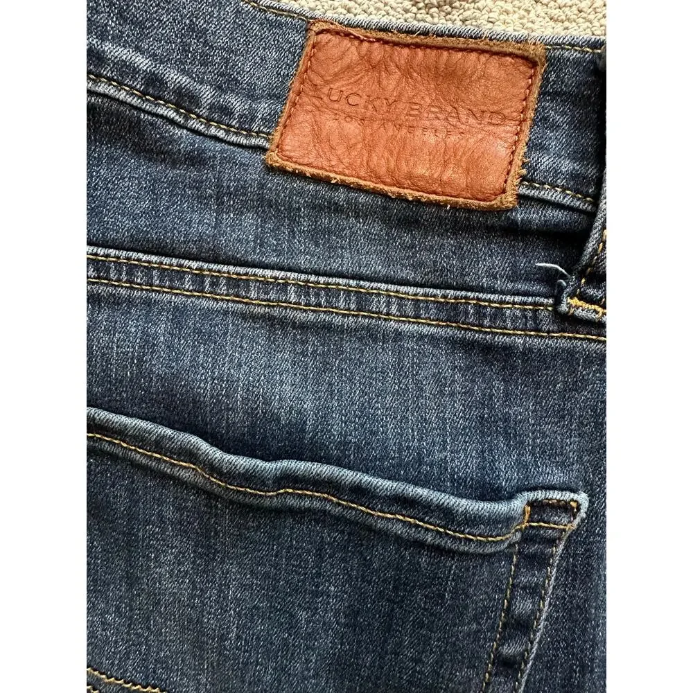 Lucky Brand 221 Straight Jeans Mens 36x32 Blue Denim Classic Fit